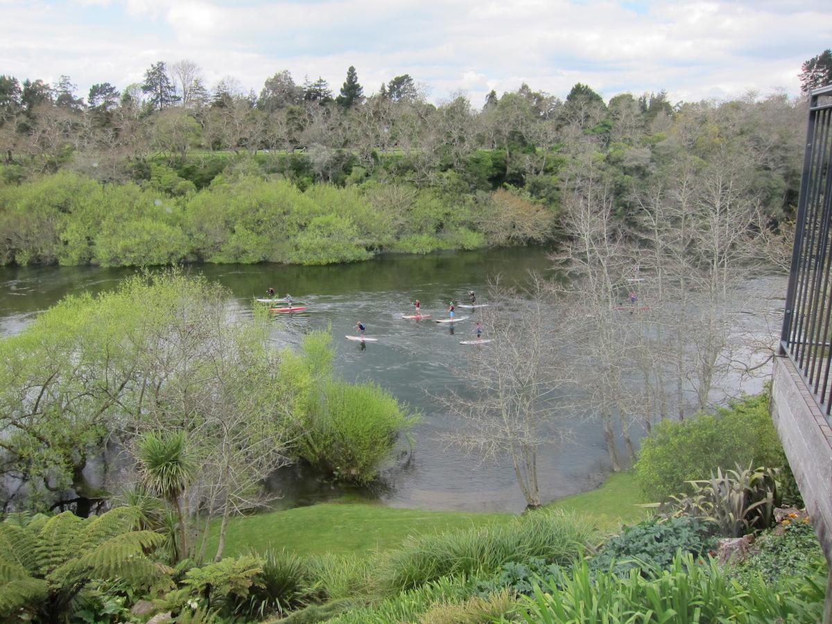 On The River Tamahere Экстерьер фото